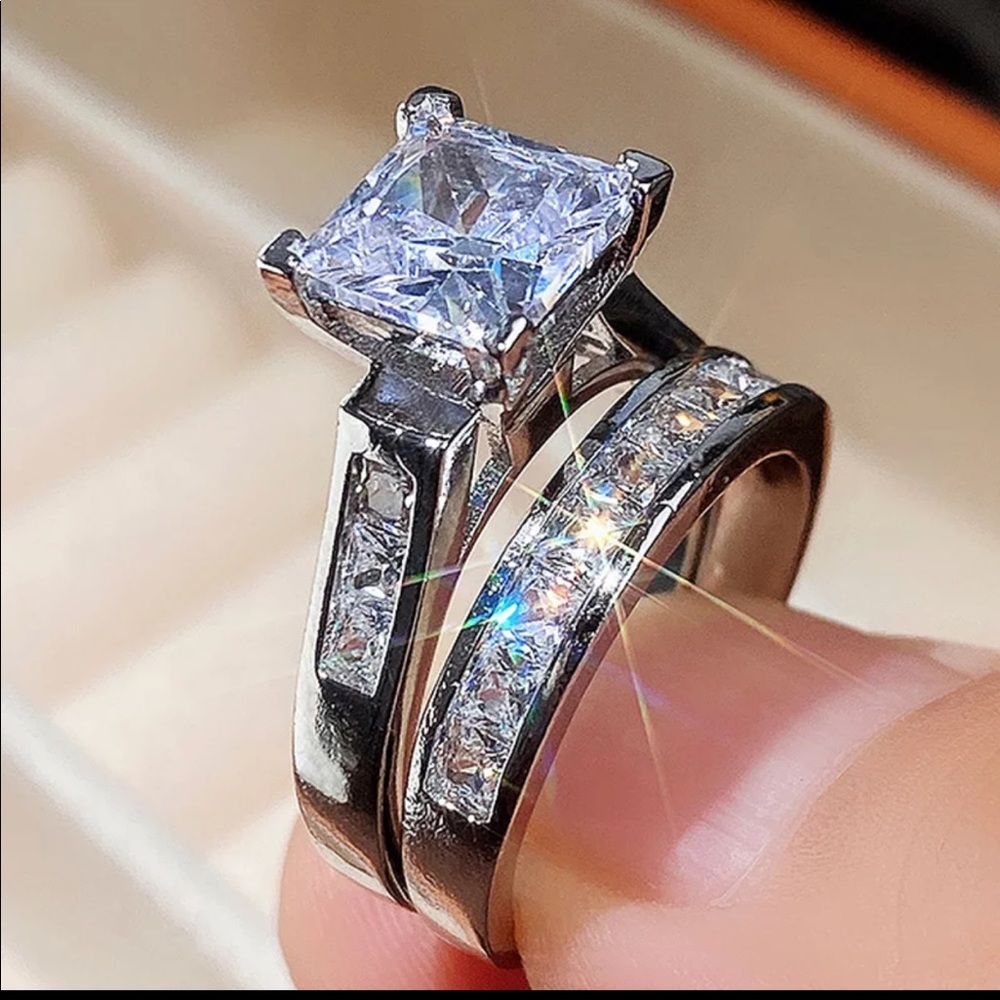 Cubic zirconia wedding and engagement ring